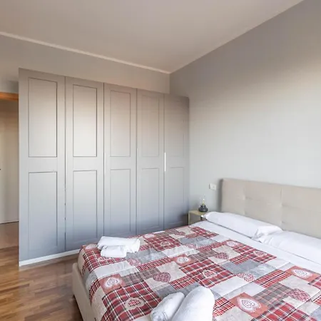 Masini Sky, By Short Holidays Apartmán Boloňa